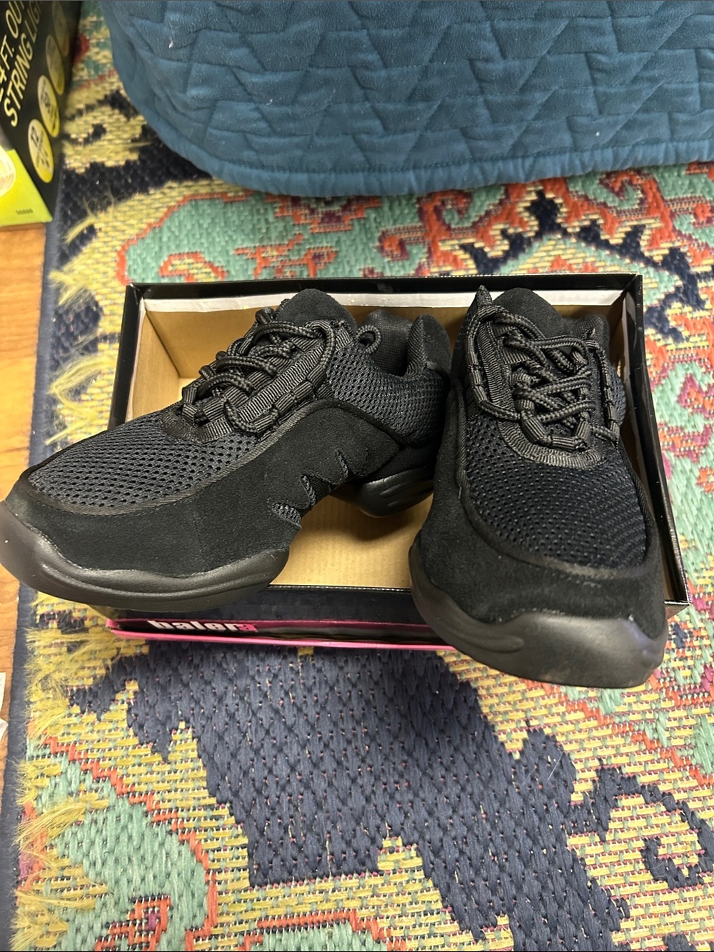 Women’s dance sneakers